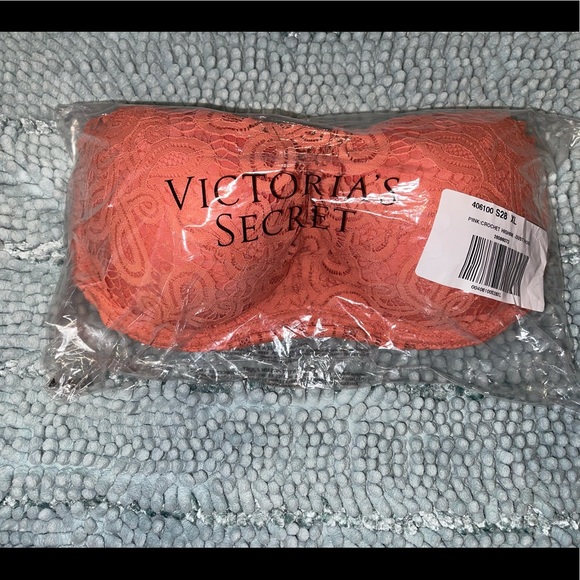 🔥VS PINK BRALETTE🔥 - Picture 2 of 4